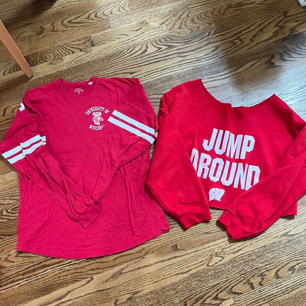Wisconsin long sleeve shirts/sweatshirt